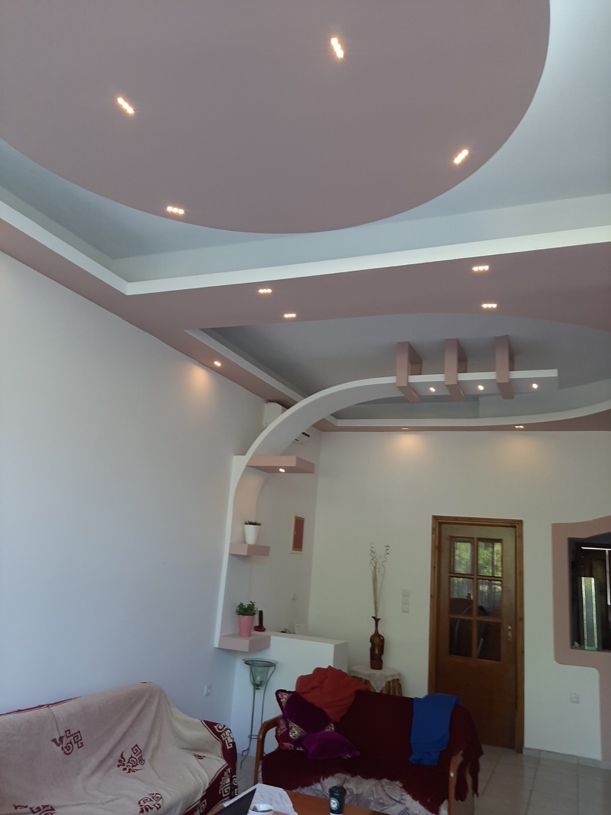 Οροφή Στρογγυλή με Κρυφό Φωτισμό